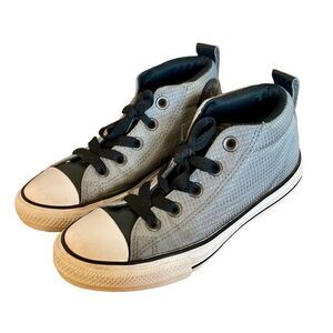 Converse all star boys sneakers grey size 1